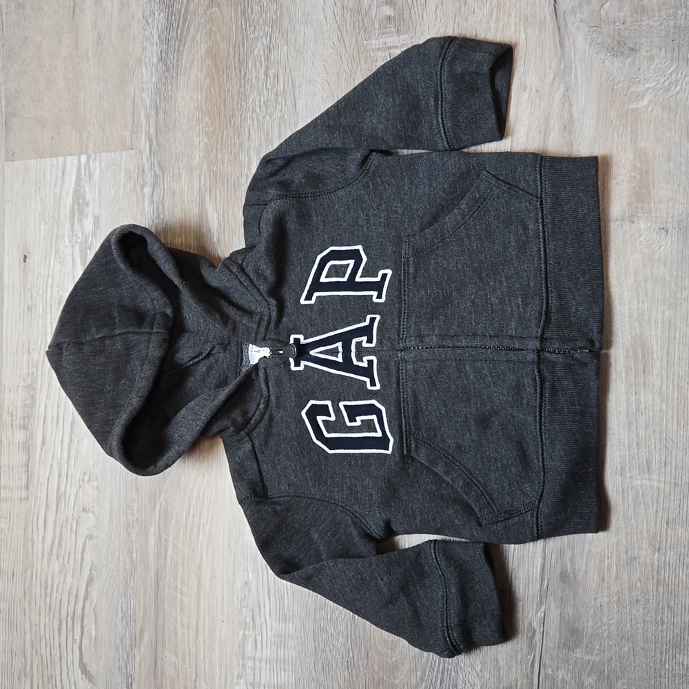Gap gray hoodie 6-12 months baby boy zip jacket